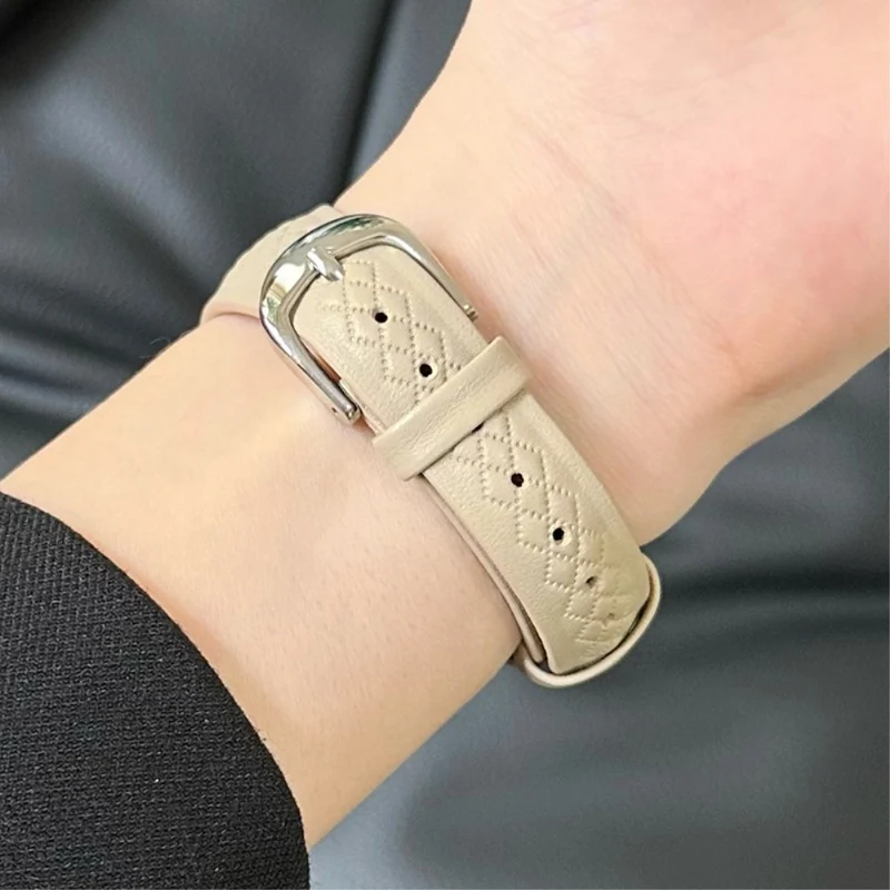 Apple Watch 49mm / 45mm / 44mm / 42mm Cowhide Leather Bracelet Strap