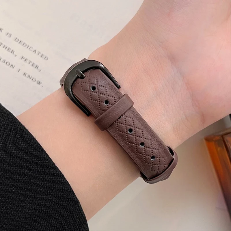 Apple Watch 49mm / 45mm / 44mm / 42mm Cowhide Leather Bracelet Strap