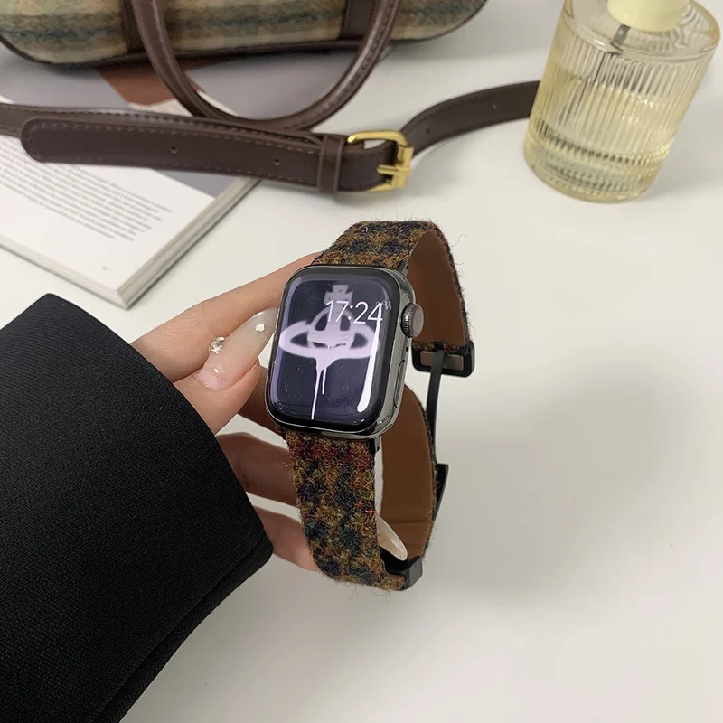 Woolen Strap Apple Watch 49mm / 45mm / 44mm / 42mm Watch Band - Coffee+Black