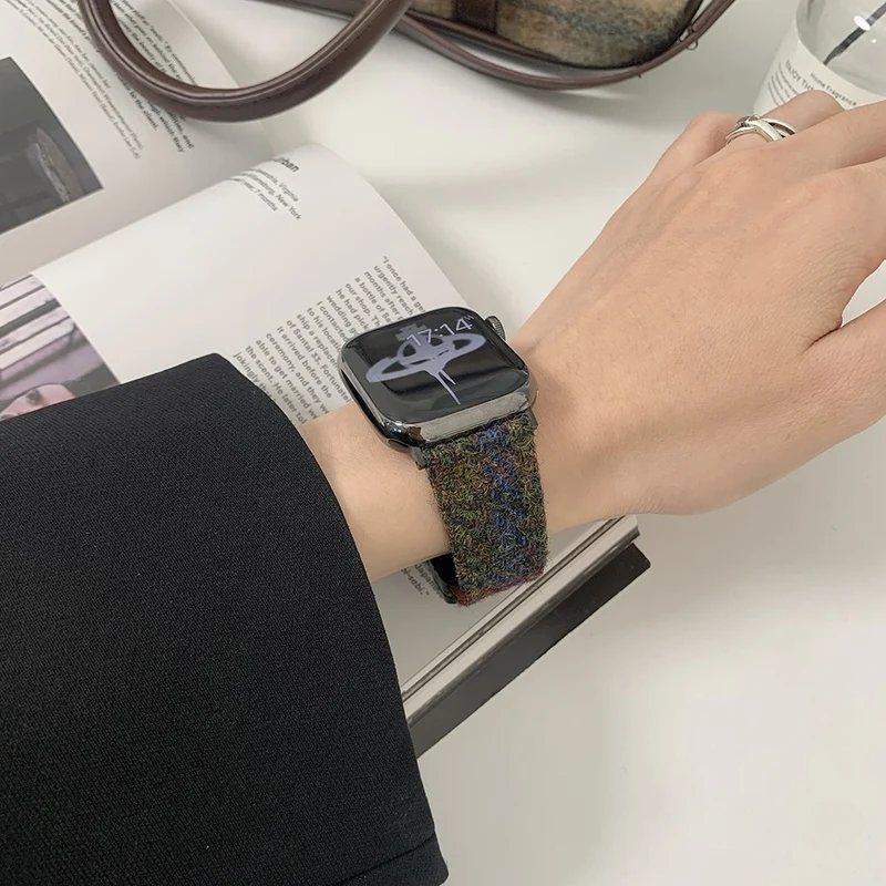 Woolen Strap Apple Watch 49mm / 45mm / 44mm / 42mm Watch Band - Coffee+Black