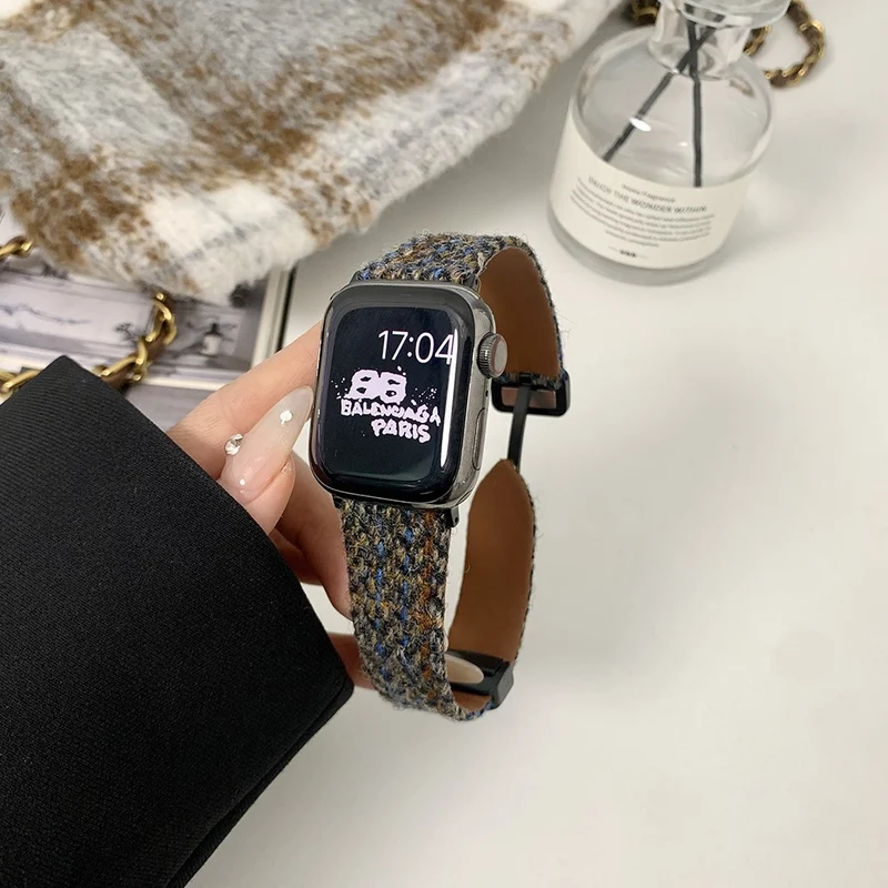 Woolen Strap Apple Watch 49mm / 45mm / 44mm / 42mm Watch Band - Coffee+Black