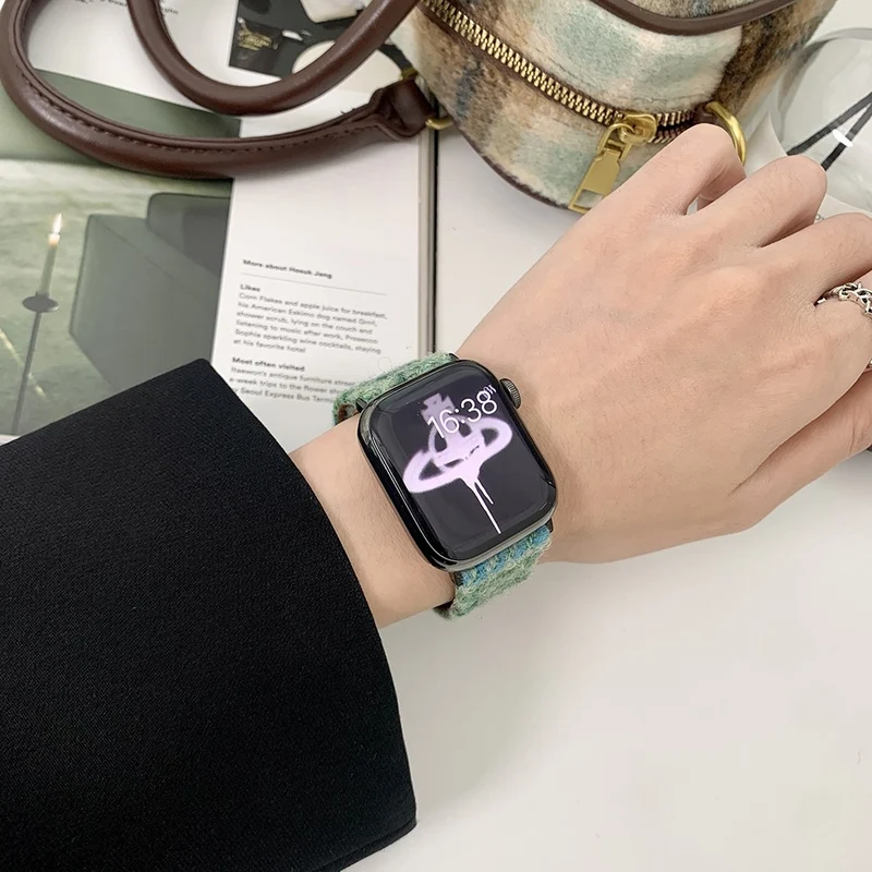 Woolen Strap Apple Watch 49mm / 45mm / 44mm / 42mm Watch Band - Coffee+Black