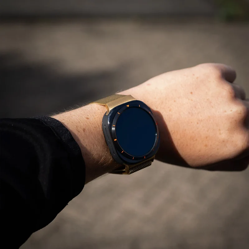 Samsung Galaxy Watch Ultra 2 Milanese Armband (Gold)