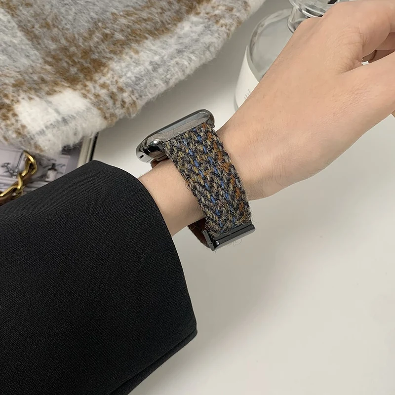 Apple Watch Series 41mm / 40mm / 38mm Magnetic Buckle Woolen Strap - Coffee+Black