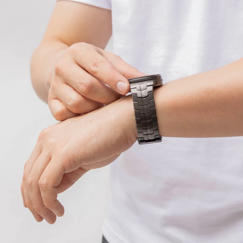Samsung Galaxy Watch Ultra 2 Iron' Titanarmband (Graphit)