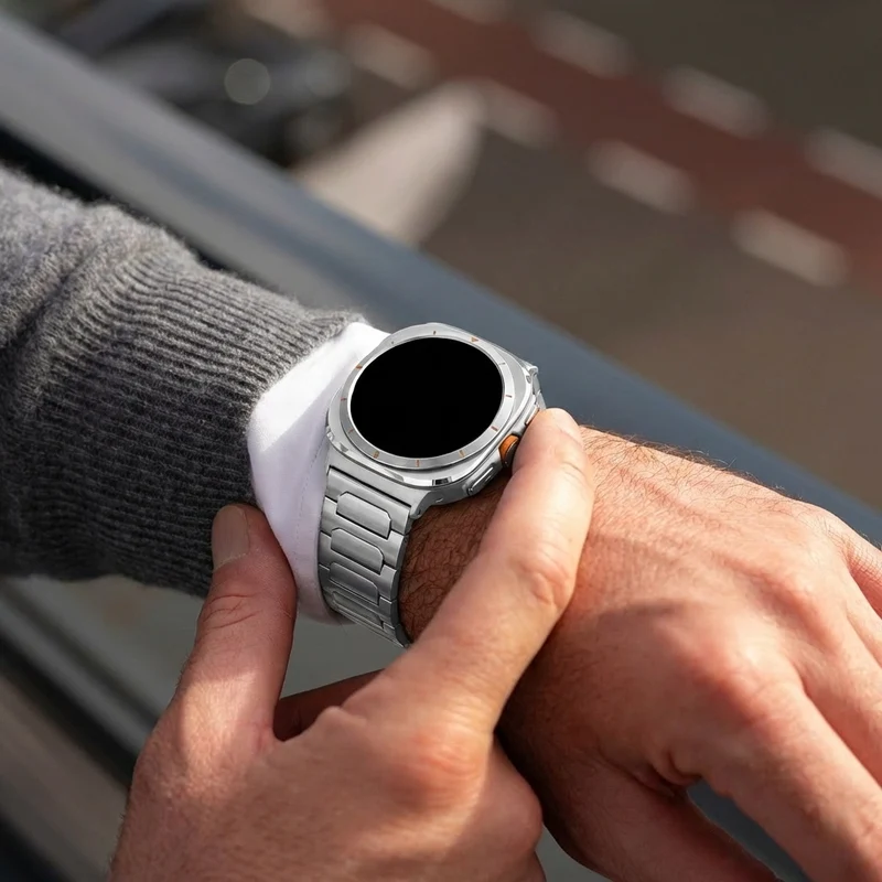 Bandz Samsung Galaxy Watch Ultra 2 Stahlarmband 'Classic' (Silber)