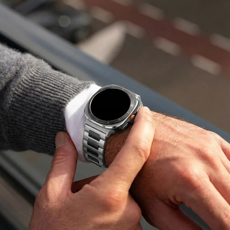 Bandz Samsung Galaxy Watch Ultra 2 Stahlarmband 'Classic' (Silber/Schwarz)