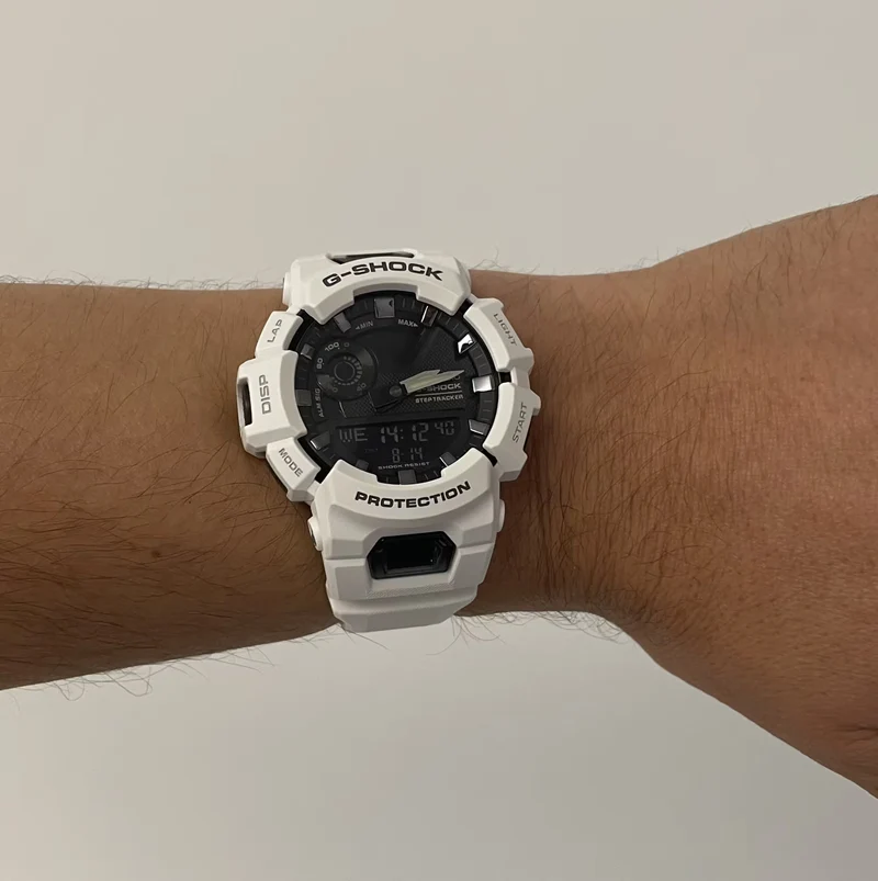 Casio G-Shock GBA-900-7AER Herrenuhr • Smarte Funktionen • Step Tracker