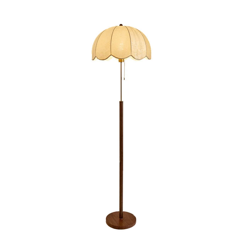 Vintage-inspirierte Stehlampe