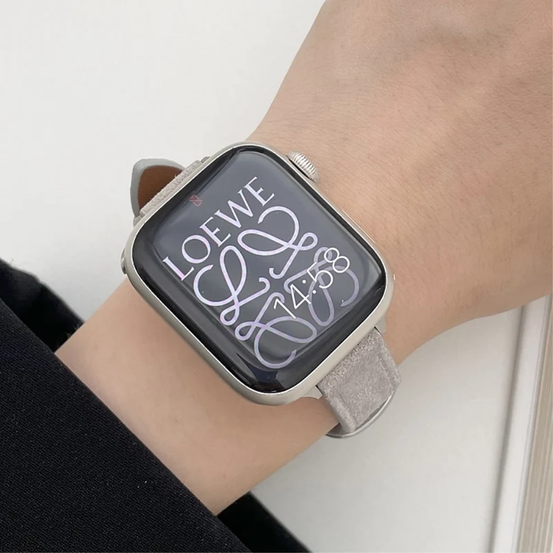 Apple Watch 49mm / 45mm / 44mm / 42mm Slim Leather Watch Strap