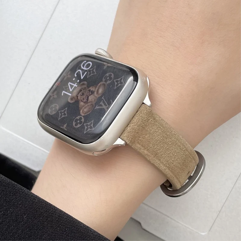 Apple Watch 49mm / 45mm / 44mm / 42mm Slim Leather Watch Strap