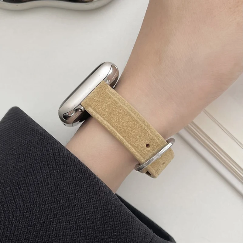 Apple Watch 49mm / 45mm / 44mm / 42mm Slim Leather Watch Strap