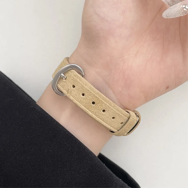 Apple Watch 49mm / 45mm / 44mm / 42mm Slim Leather Watch Strap