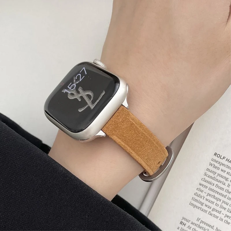 Apple Watch 49mm / 45mm / 44mm / 42mm Slim Leather Watch Strap