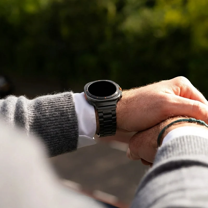 Bandz Samsung Galaxy Watch Ultra 2 Stahlarmband 'Classic' (Schwarz)