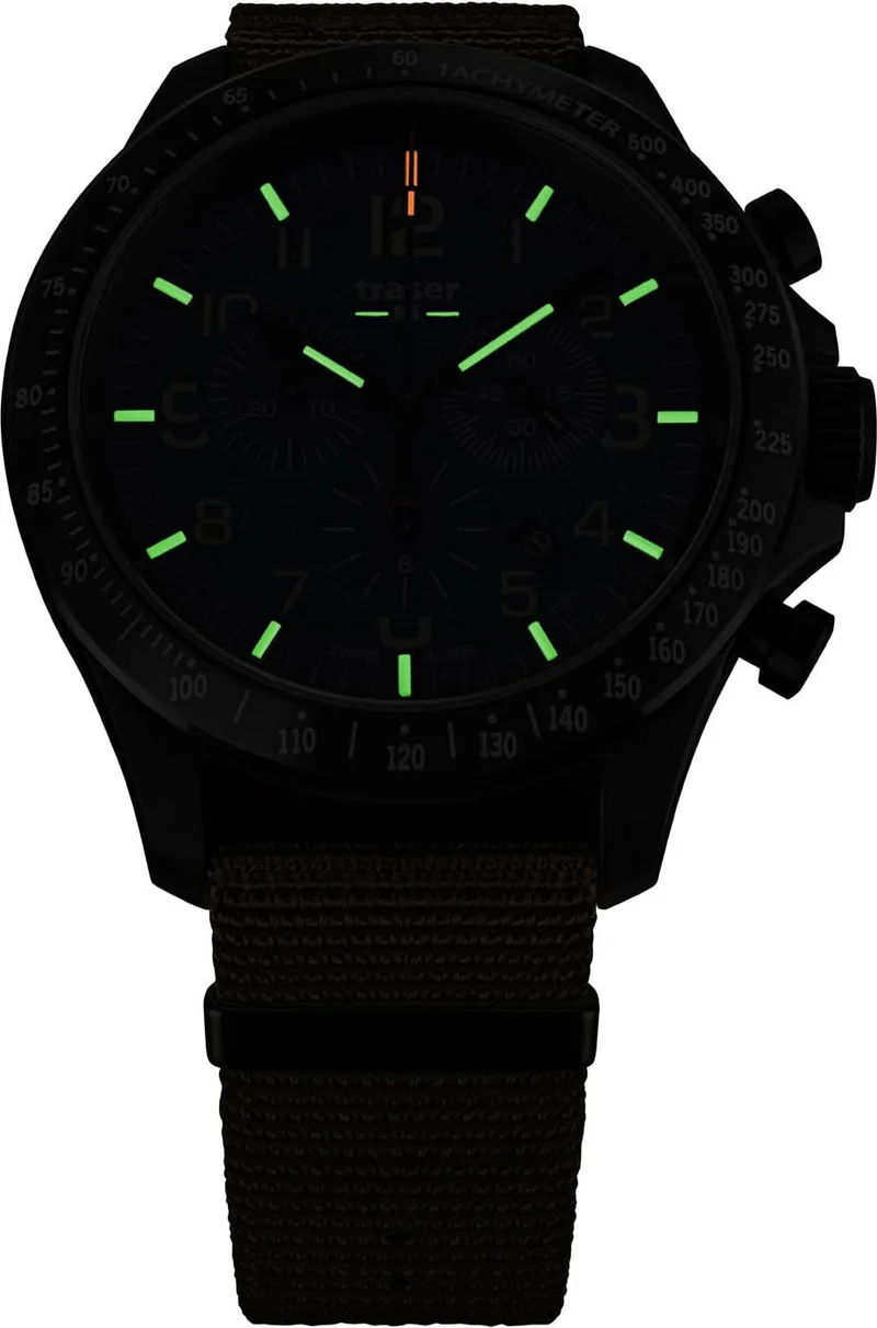 Traser P67 Officer Pro 109459 Uhr • Trigalight • Swiss Made
