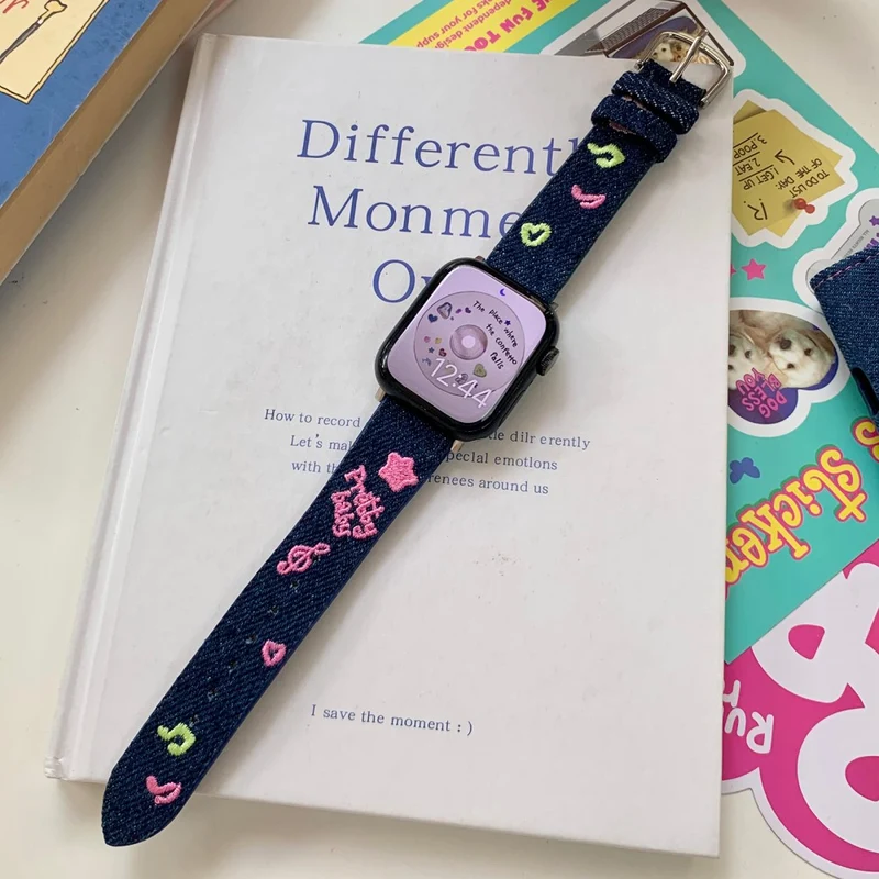 Apple Watch 49mm / 45mm / 44mm / 42mm Watch Strap - Mouse Mouse Light Blue Denim Denim