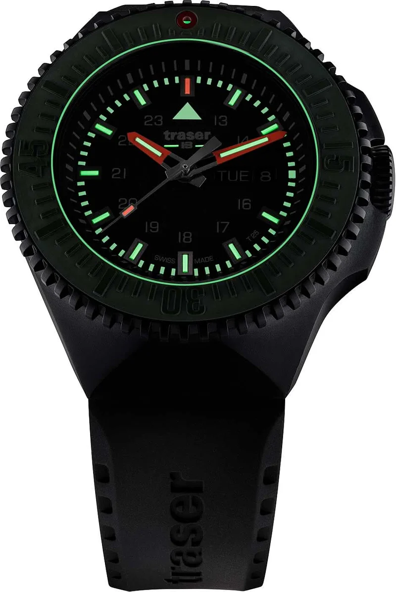 Traser P69 Black Stealth 109859 Herrenuhr • Trigalight • Swiss Made