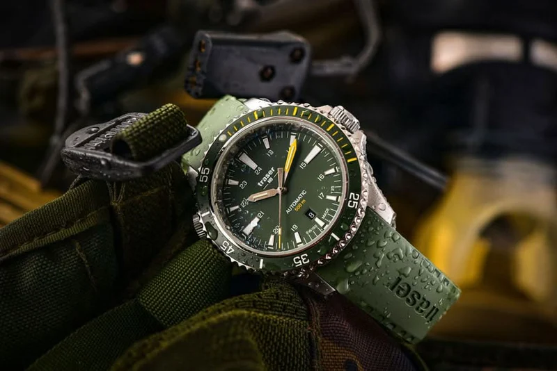 Traser P67 Diver 110327 Herrenuhr • H3-Tritium • Swiss Made