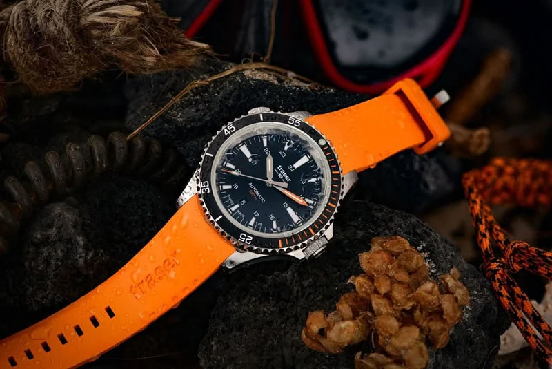 Traser P67 Diver 110323 Herrenuhr • Trigalight Leuchttechnologie • Swiss Made