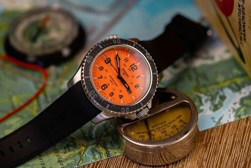 Traser P67 SuperSub 109380 Herrenuhr • Trigalight H3-Tritium • Swiss Made