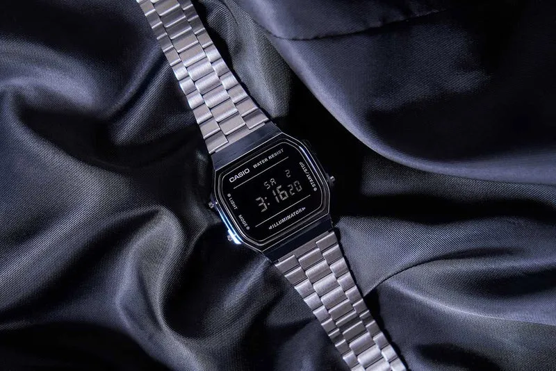 Casio Vintage A168WEM-1EF Uhr • Kultiges Retro-Design • Nützliche Digital-Funktionen