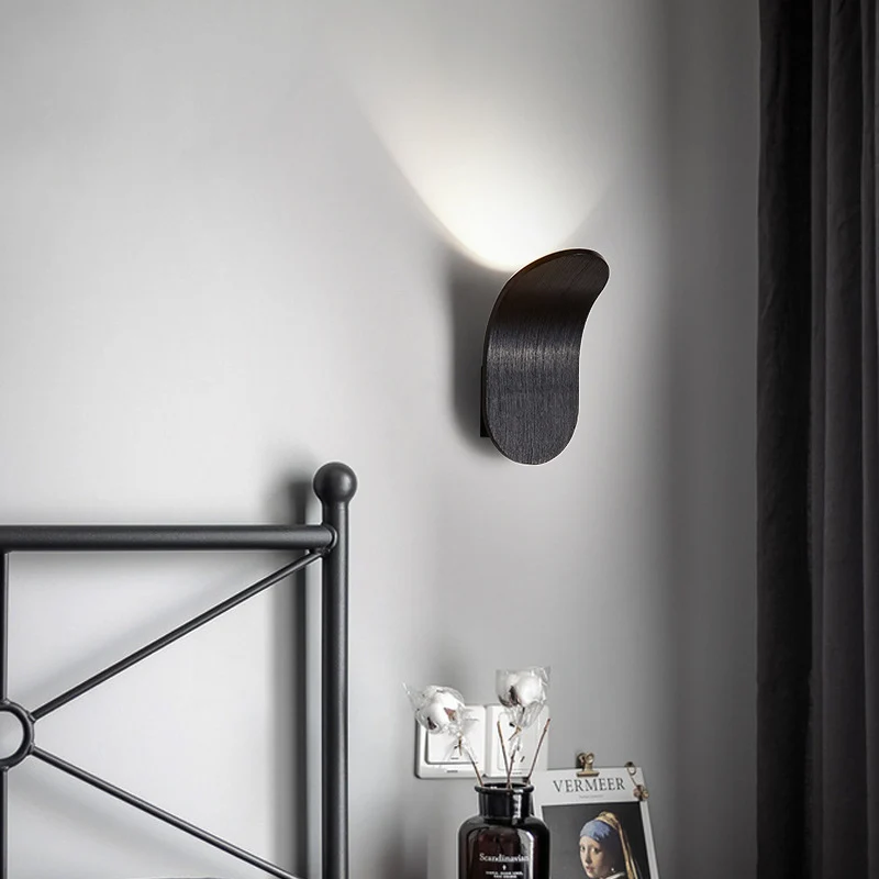 Elegante Wandmontierte LED Wandleuchte