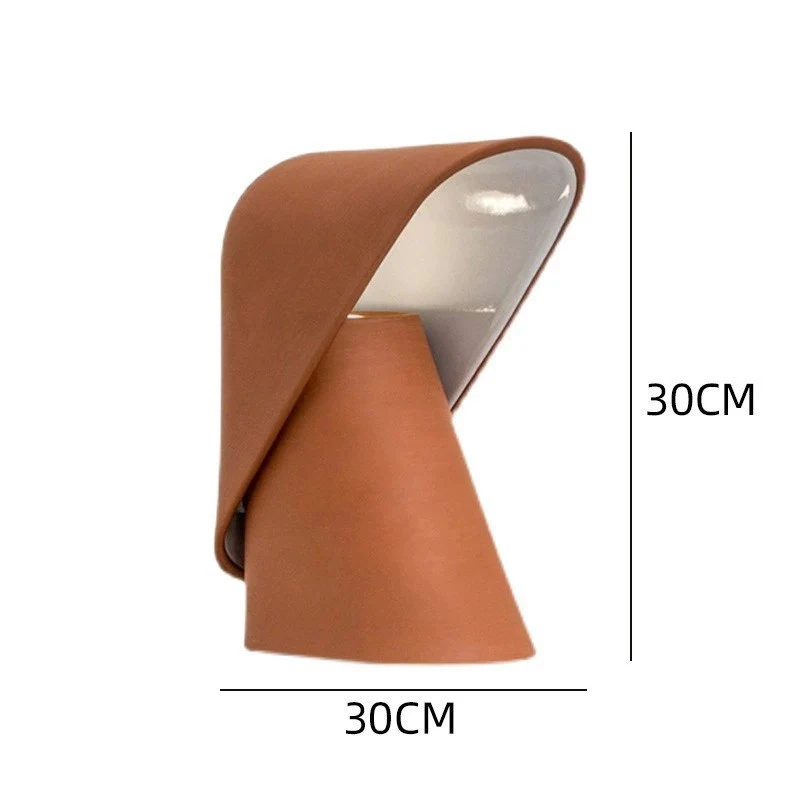 Schlanke moderne Tischlampe