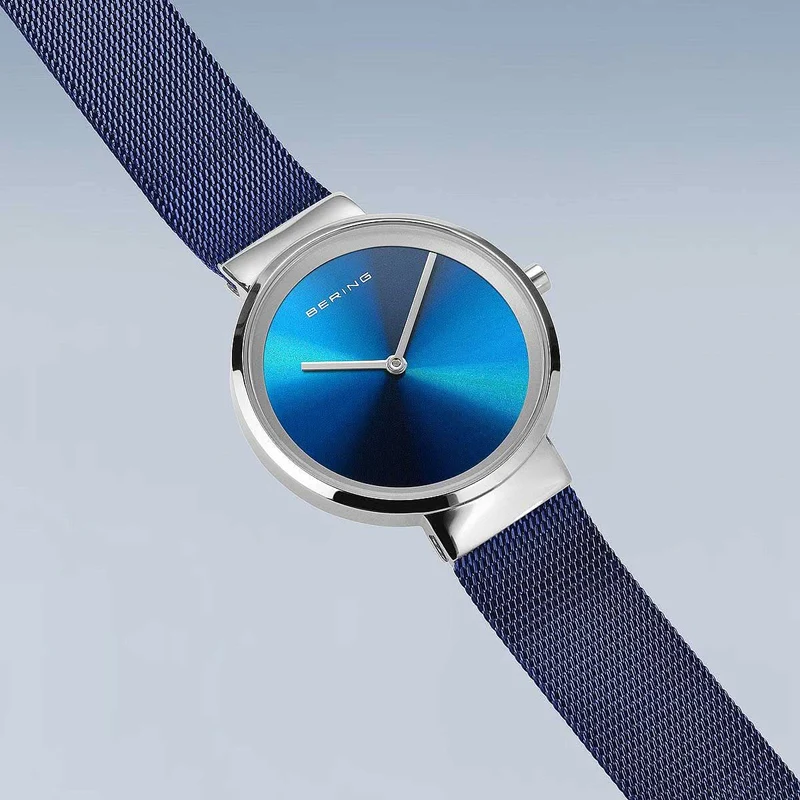 Bering Classic Aurora 19031-307 Damenuhr • Saphirglas • Milanaise-Armband