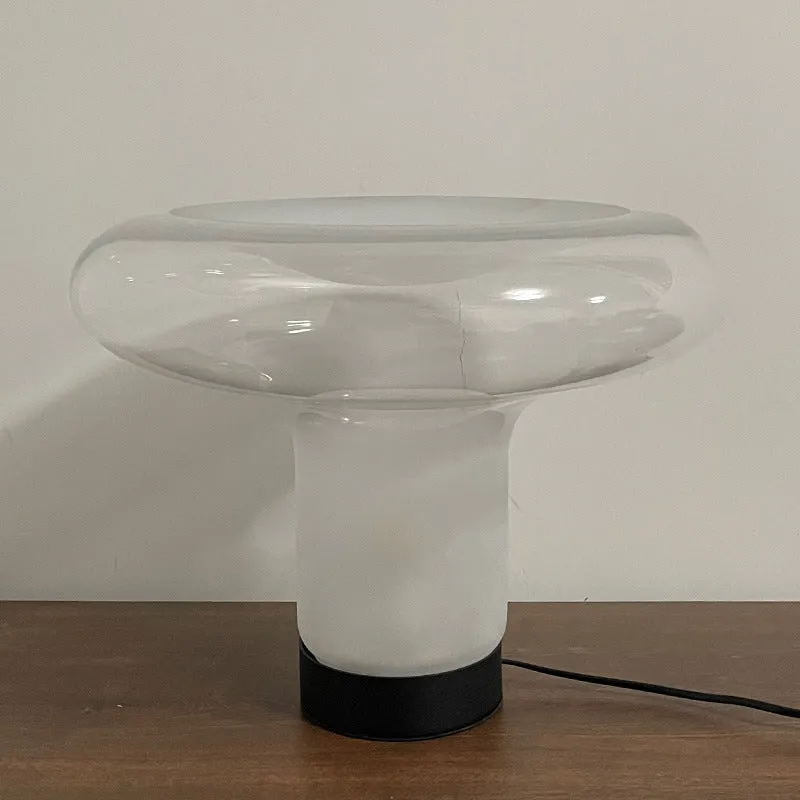 Moderne skulpturale Glas-Tischlampe