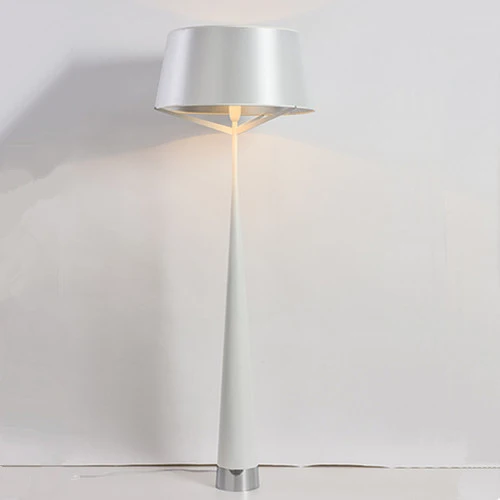 Moderne Skulpturale Stehlampe