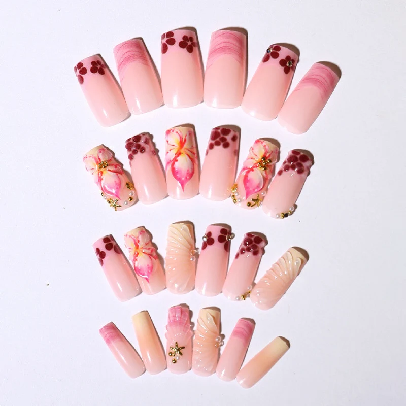 Dekoratives Blumen Press-On Nagelkunst Set