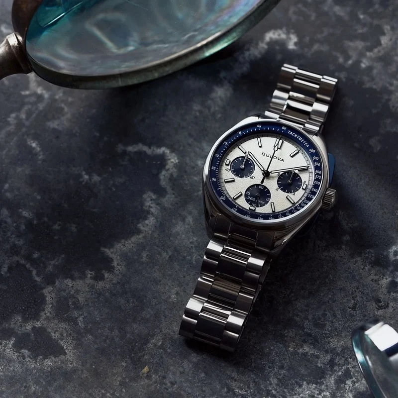 Bulova Lunar Pilot 98K112 Herrenuhr • 262 kHz Quarzwerk