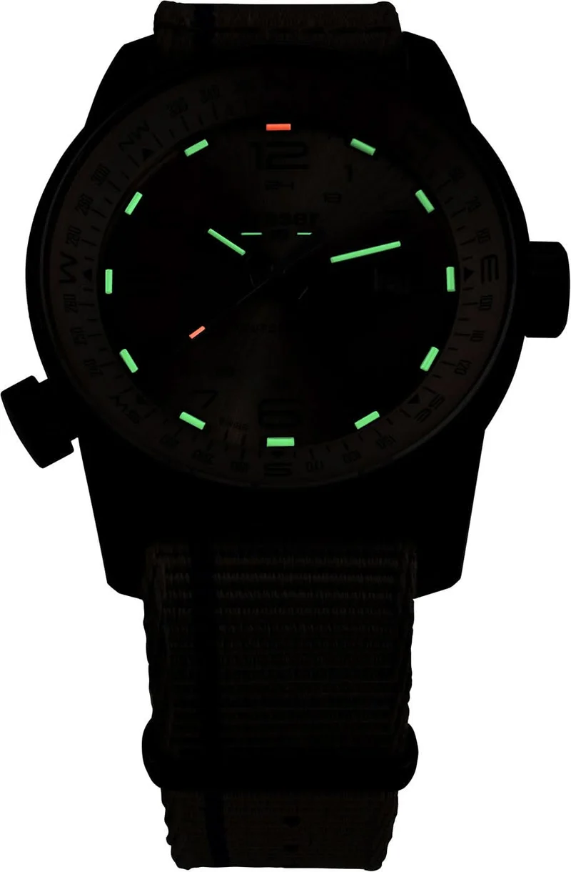 Traser P68 Pathfinder Automatic 110454 Herrenuhr • H3-Tritium • Swiss Made