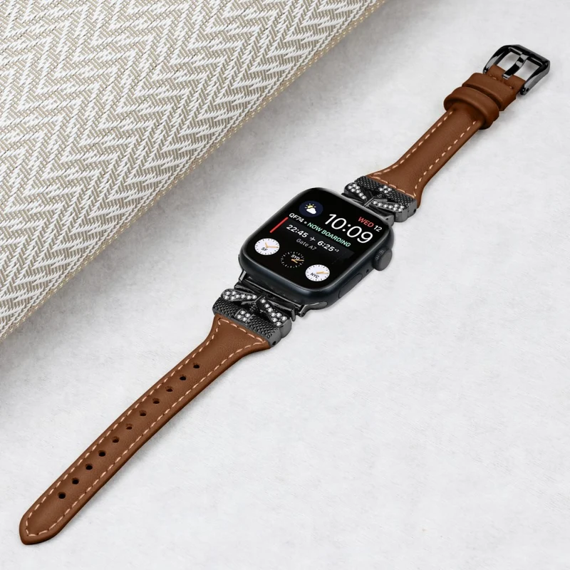 Black Buckle Strap Apple Watch Ultra 2 / Ultra 49mm / Series 9 45mm / 8 7 45mm / 6 5 4 SE (2022) SE (2023) SE 44mm / 3 2 1 42mm - Snake Texture