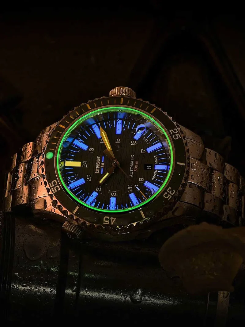 Traser P67 Diver Automatic 110332 Herrenuhr • Trigalight H3-Tritium • Swiss Made
