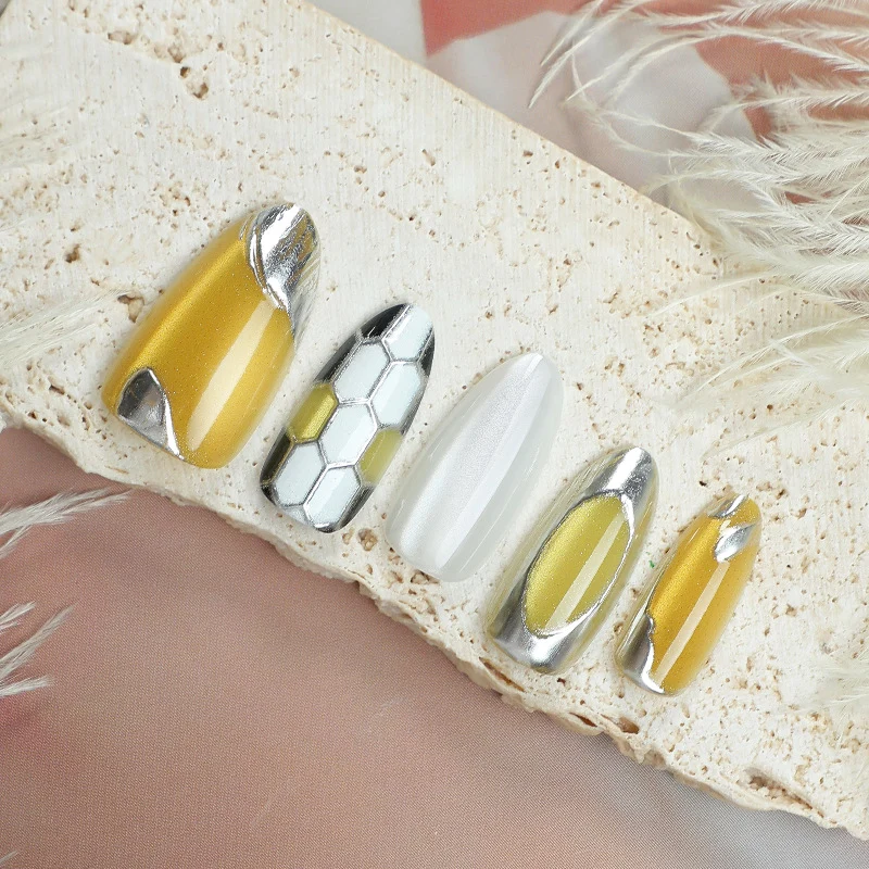 Metallic Akzent Press-On Nagel Set