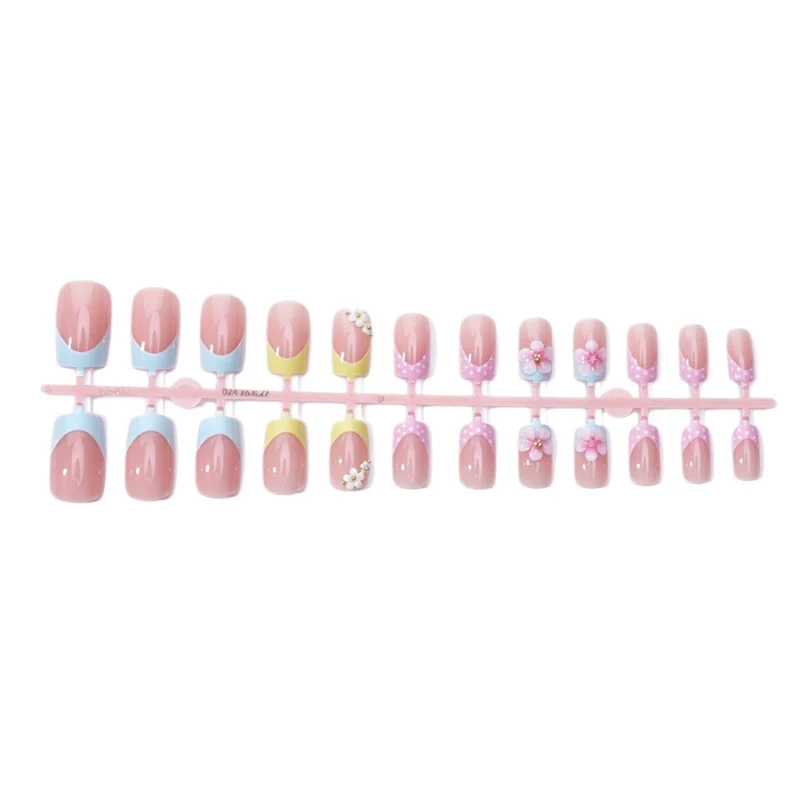 Florale Dekorative Press-On Nagelset 1790738756