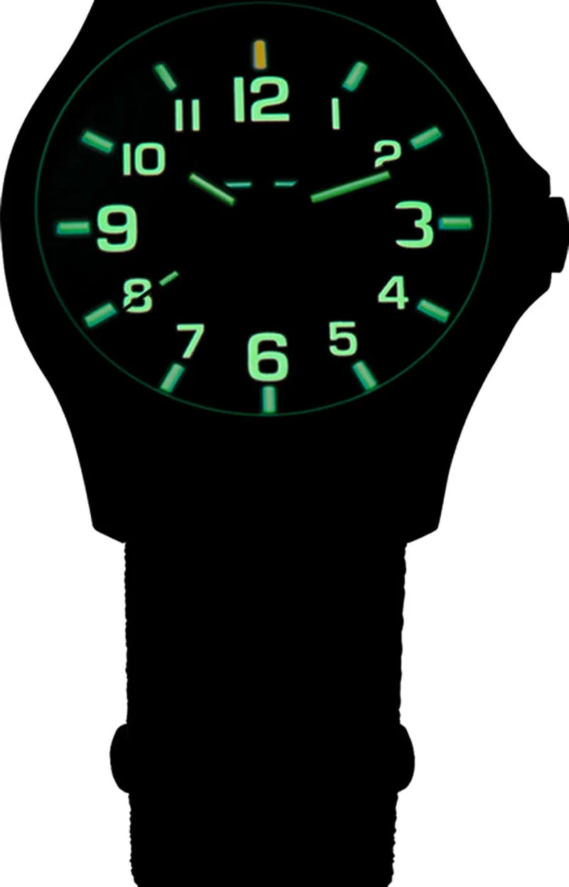 Traser P67 Officer Pro 107426 Herrenuhr • Trigalight Leuchttechnologie • Swiss Made