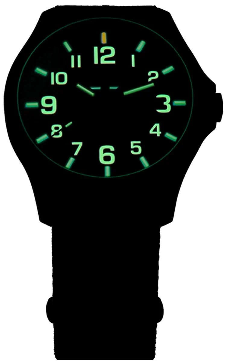 Traser P67 Officer Pro 107426 Herrenuhr • Trigalight Leuchttechnologie • Swiss Made