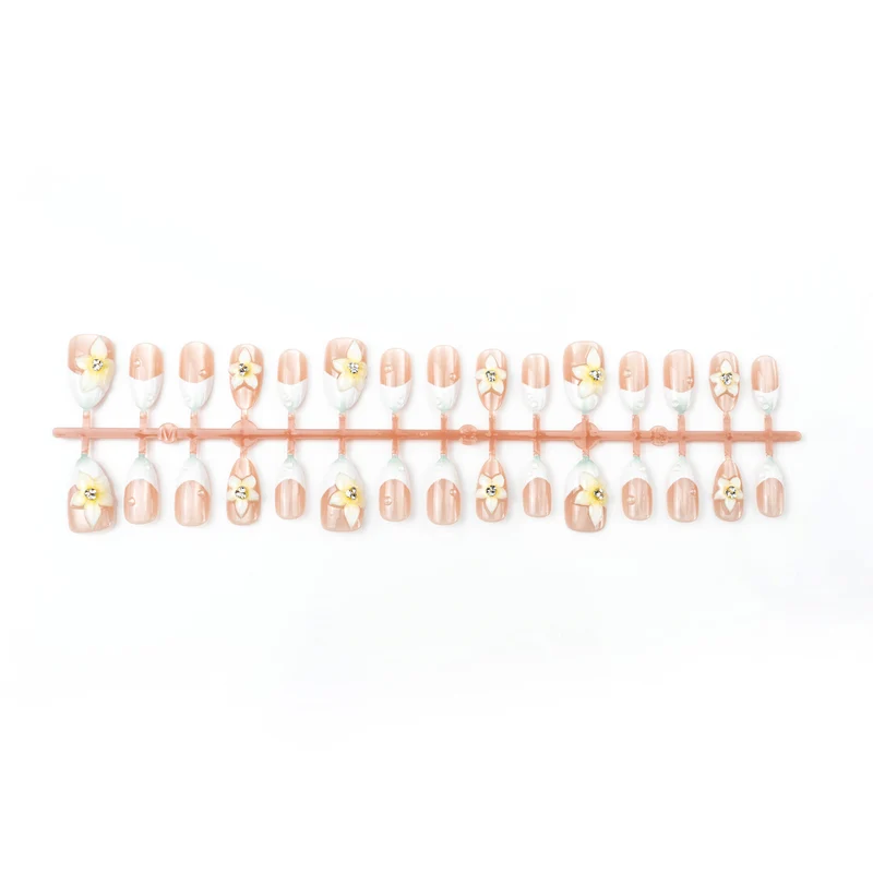 Elegante blumenverzierte Press-On-Nagelset 1790738710