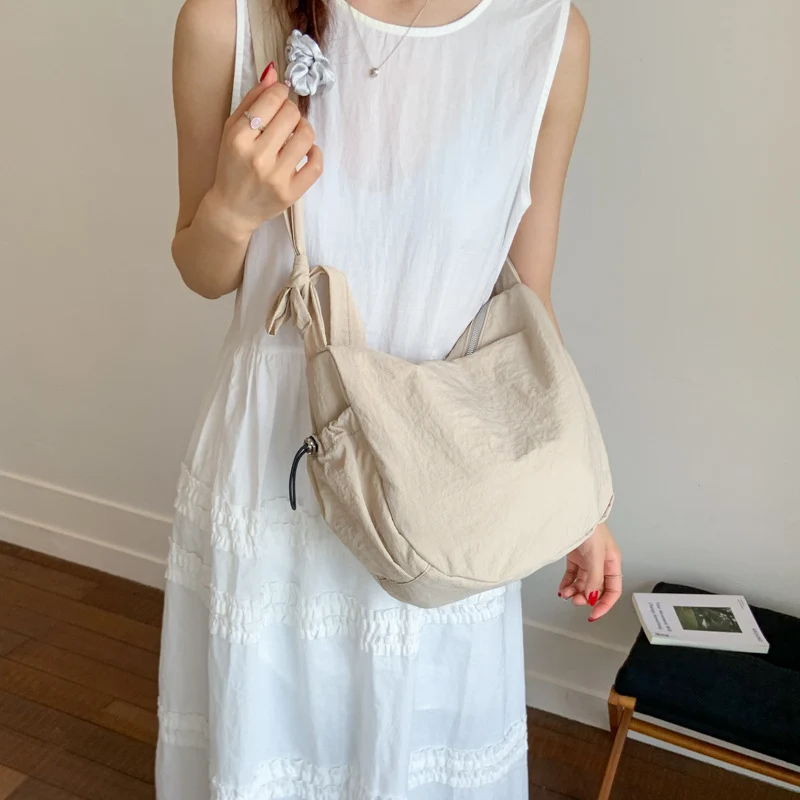 Moderne Utility Schultertasche