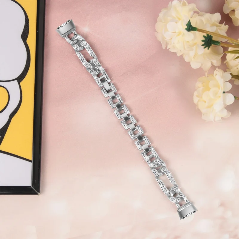 Fitbit Luxe rhinestone décor zinc metal strap