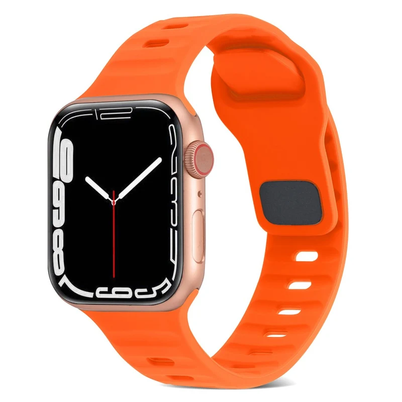 Apple Watch Series 8 (41mm) silicone strap with square buckle