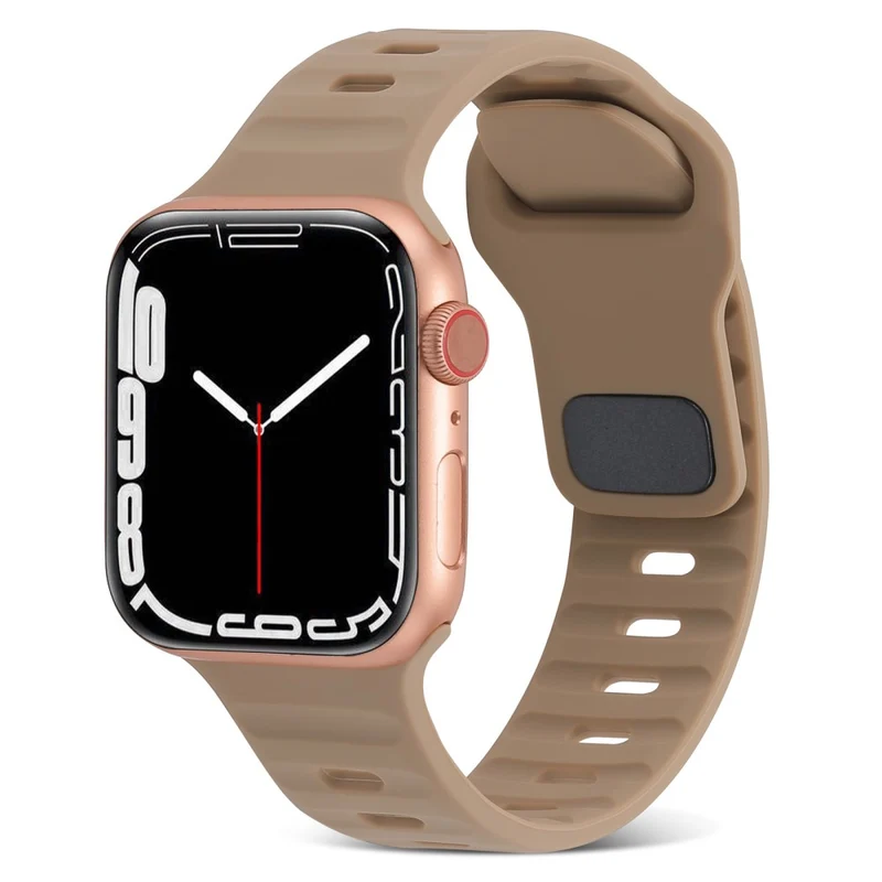 Apple Watch Series 8 (41mm) silicone strap with square buckle