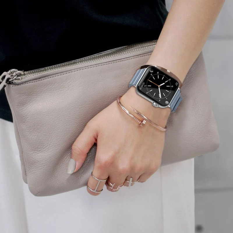 AHASTYLE WA02 Apple Watch Series 8 (41mm) silicone strap