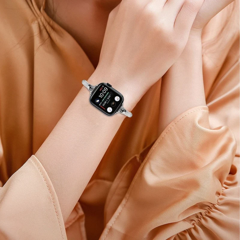 Apple Watch Series 8 (41mm) metal strap