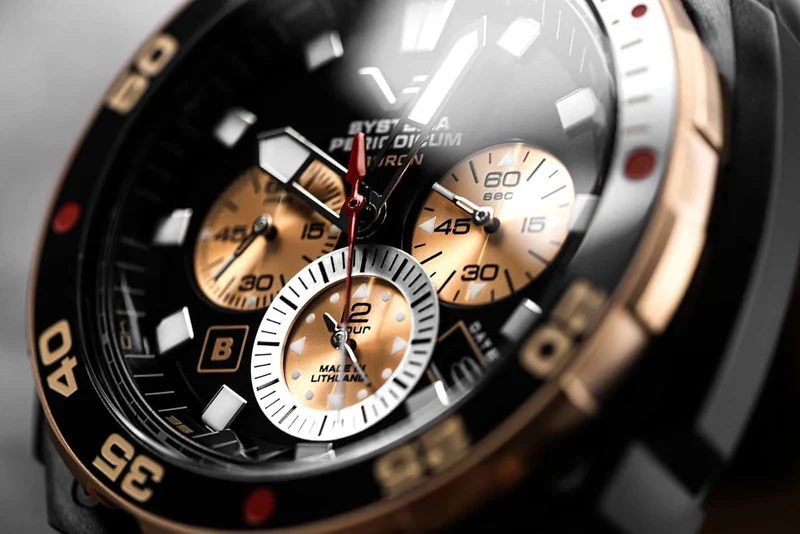 Vostok Europe VK67-650E721 Herrenuhr • 20 ATM • K1 Glas