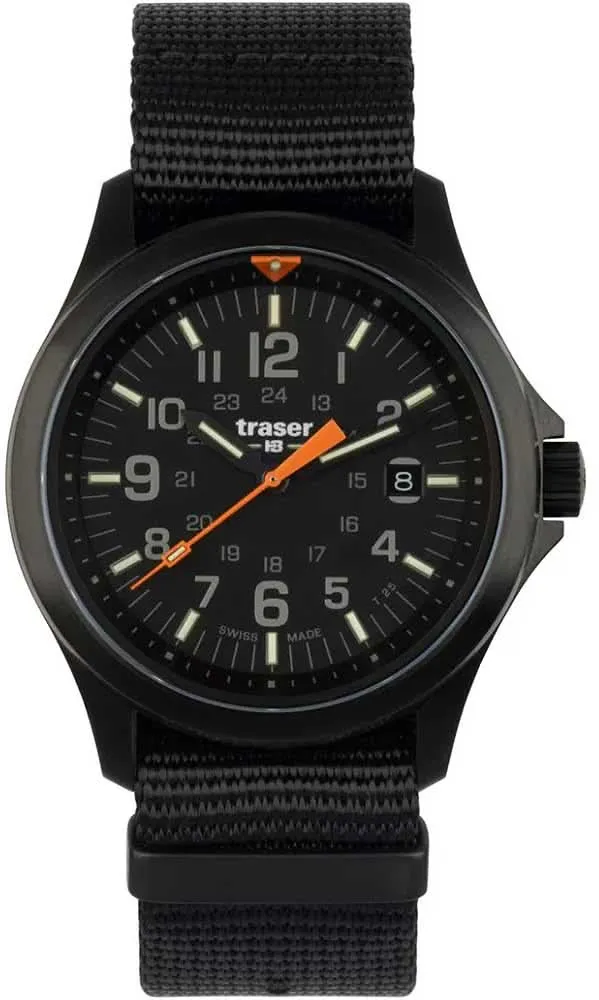 Traser P67 Officer Pro 111066 Uhr • Trigalight • Swiss Made