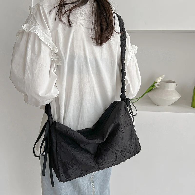 Gekräuseltes Stoff Lässiger Schultertasche